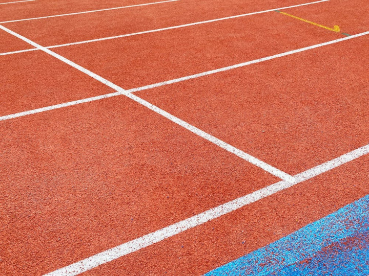 1703032839916104.jpg 跑道1.jpg